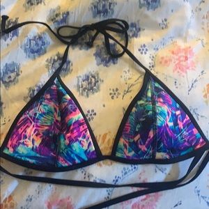 Neon-printed bikini top.